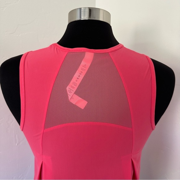 Lululemon Sculpt Back Vent Lip Gloss Pink Tank Top Size 2 - Picture 10 of 13